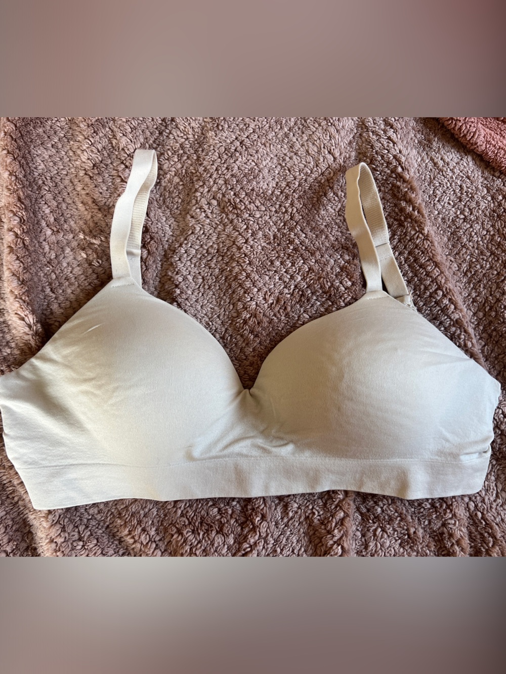 True Kind Seamless Light Cream Wireless Bra